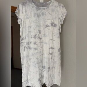 Women Gap Grey and white tie dye tennis dress with a pocket #tiedye